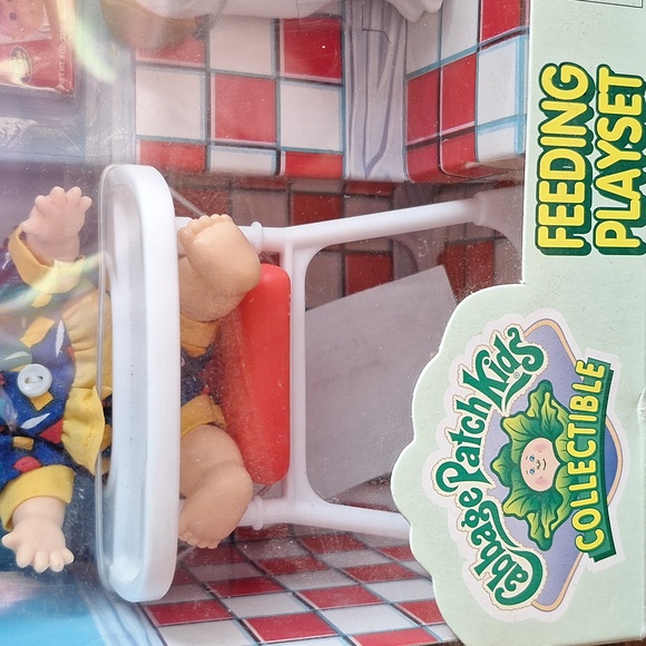 1996 Cabbage Patch Kids Feeding Playset - Picture 4 of 9